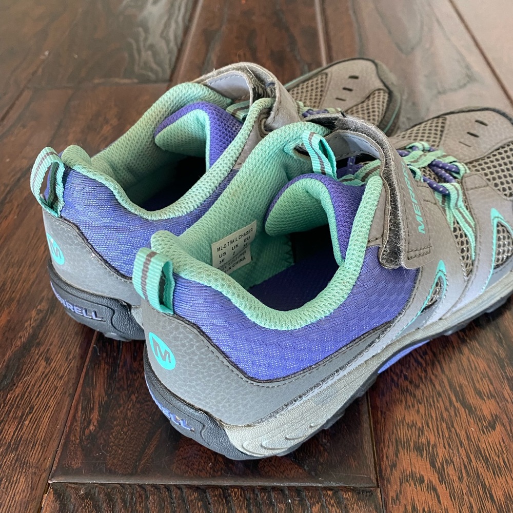 Merrill hiking boots. Super comfortable and only worn once!